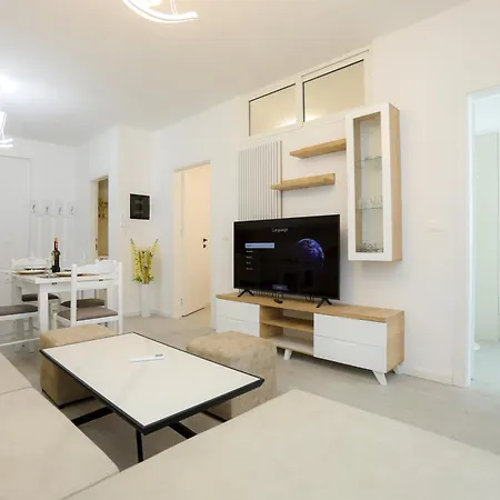 Apartment Thomas - Lungo Mare Vlore